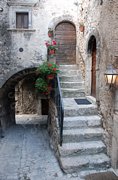 Scalinata e arco